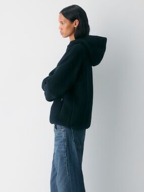 Aritzia TNA Black Sherpa Fleece Tech Pro